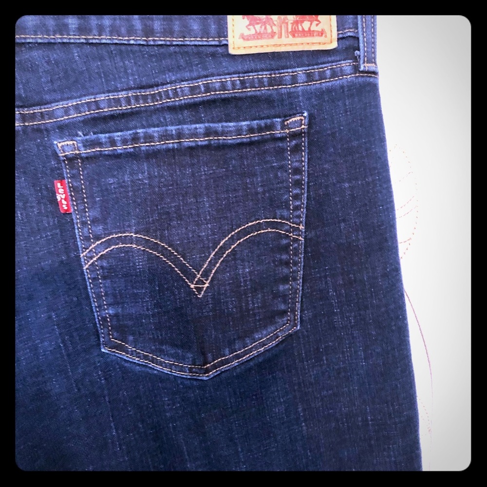 women’s Levi jeans size 33 waist